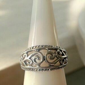 Vintage Filigree Swirl Ornate Ring - Silver Tone - Size 9